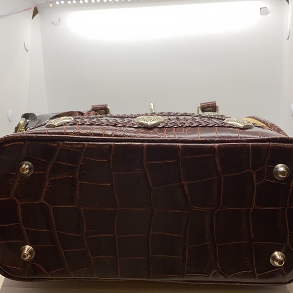 Vintage grained Leather bag with tapestry embroidered front - Picture 7 of 13